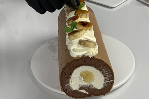 巧克力香蕉卷蛋糕做法，香蕉卷蛋糕做法詳細(xì)教程