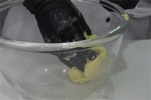 泡芙怎么做，泡芙的做法大全圖文詳解