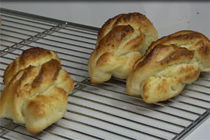 奶香椰蓉包的做法大全，椰蓉包西點(diǎn)培訓(xùn)圖文教程分享