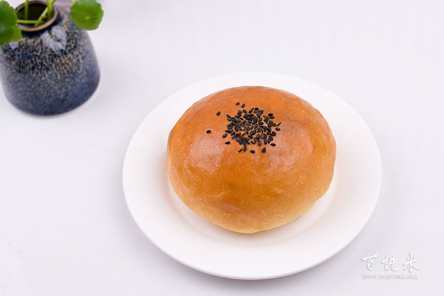 紅豆包面包的做法視頻大全_蛋糕培訓(xùn)學(xué)習(xí)教程