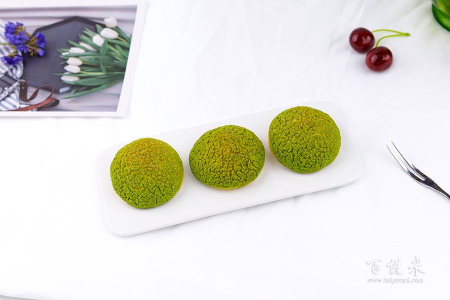 抹茶泡芙的做法視頻大全_西點培訓學習教程