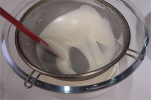 芒果糯米糍的做法大全，芒果糯米糍西點(diǎn)培訓(xùn)圖文教程詳解