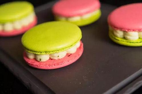 西點(diǎn)中馬卡龍蛋糕的做法是怎樣的？