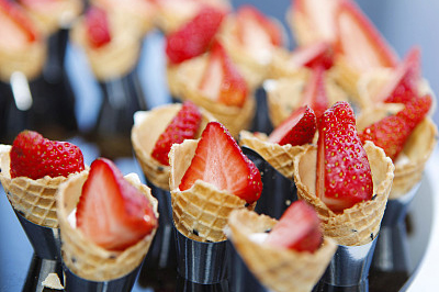 咸陽市和西安市有沒有比較專業(yè)的西點烘焙培訓學校？