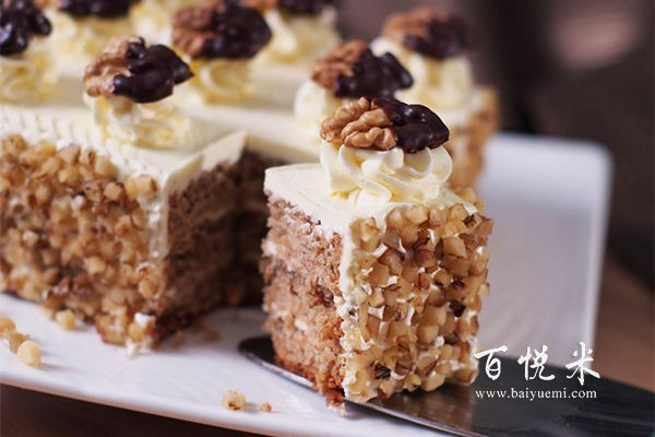 贛州有沒有華南西點(diǎn)烘焙培訓(xùn)學(xué)校？