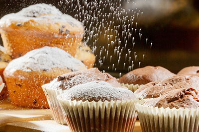 學(xué)蛋糕的做法去哪里學(xué)習(xí)最好？有沒有比較專業(yè)的西點(diǎn)培訓(xùn)學(xué)校？