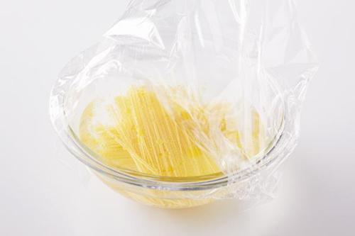 做西點烘焙蛋糕打發(fā)用不完的奶油大家是怎么處理的？