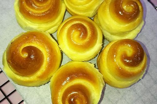 長(zhǎng)在面包樹(shù)上的女人電視劇里的女主人會(huì)做面包嗎？