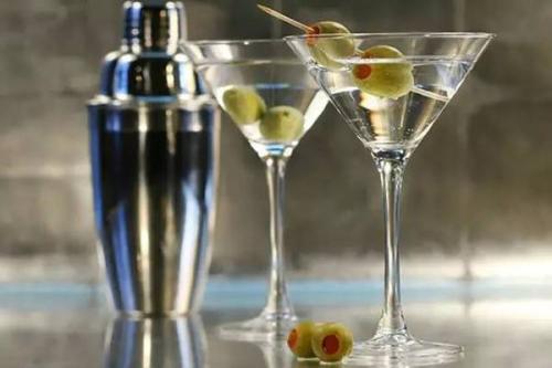 世界十大經(jīng)典雞尾酒的種類有哪些？