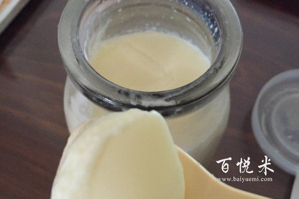 女人用來美白的蜂蜜酸奶面膜怎么做？