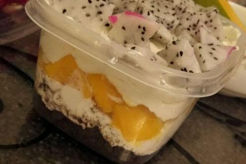 蛋糕店的蛋糕的做法繁雜嗎，為什么要買那么貴？