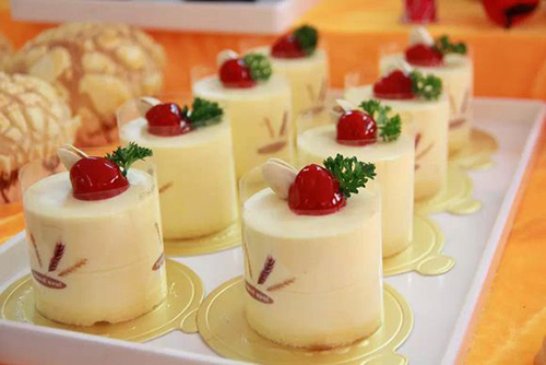 開家面包店是什么企業(yè)類型經(jīng)營范圍？