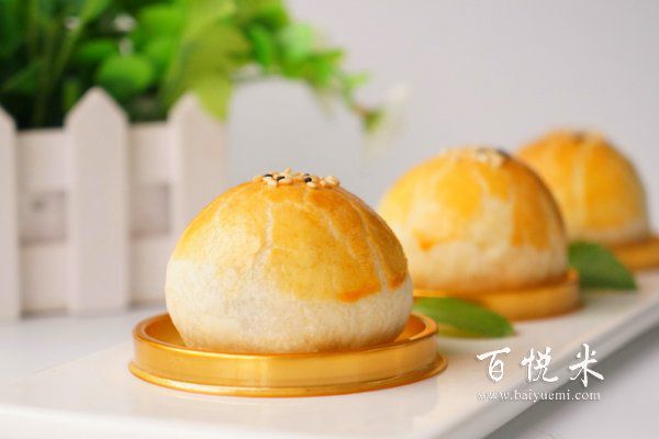 蛋黃酥怎么這么貴啊？用什么做的？