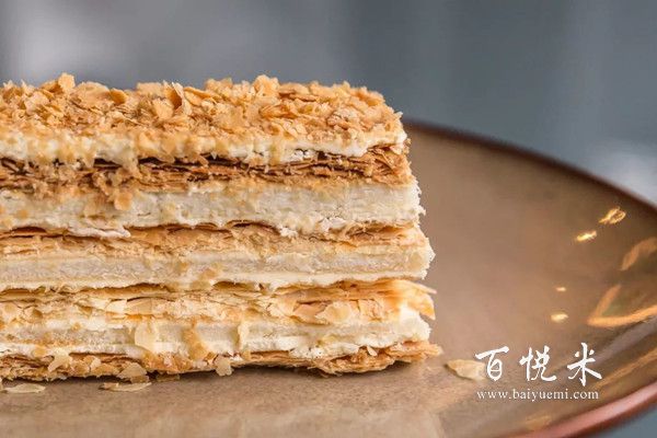 提拉米蘇蛋糕是很名的意大利式蛋糕，那它的含義是什么？