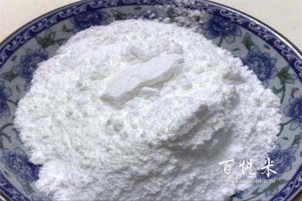 蛋糕上面怎么用模具撒上糖粉？