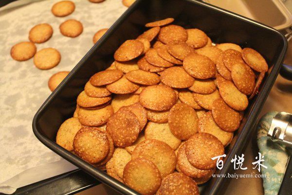 餅干要怎么做才會(huì)薄一點(diǎn)？