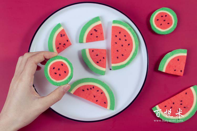 請問西點的種類都有哪些？想學(xué)習(xí)西點去哪里比較好？