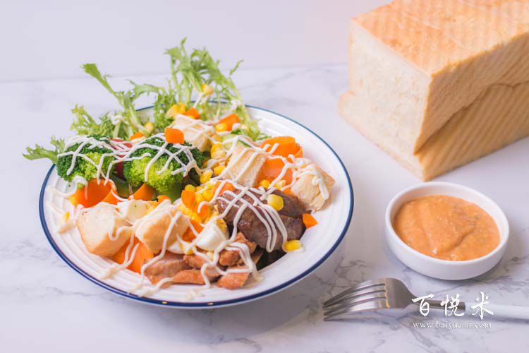 西餐沙拉中會(huì)用到什么蔬菜？哪一些蔬菜會(huì)經(jīng)常用？